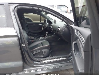 2018 Audi RS3, VIN WUABWGFF1J1902828. Фото 5 из 6 с аукциона IAAI. Каталог авто из США OpenDataCar.