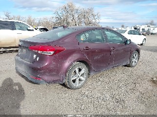 2018 Kia Forte, VIN 3KPFL4A79JE170676. Фото 4 з 6 з аукціону IAAI. Каталог авто зі США OpenDataCar.