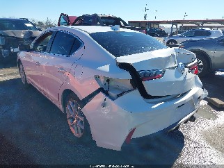 2019 Acura ILX, VIN 19UDE2F34KA013901. Zdjęcie 3 z 6 z aukcji IAAI. Katalog aut z USA OpenDataCar.