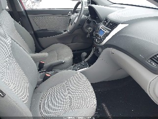 2013 Hyundai Accent, VIN KMHCT4AE5DU553596. Фото 5 з 6 з аукціону IAAI. Каталог авто зі США OpenDataCar.