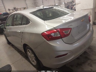 2017 Chevrolet Cruze, VIN 1G1BE5SM8H7127596. Photo 3 of 6 from IAAI auction. OpenDataCar US salvage catalog.