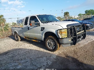 2010 Ford F-250, VIN 1FTSX2B5XAEB43809. Zdjęcie 1 z 6 z aukcji IAAI. Katalog aut z USA OpenDataCar.