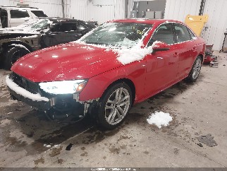 2024 Audi A4, VIN WAUEAAF44RN013737. Фото 2 из 6 с аукциона IAAI. Каталог авто из США OpenDataCar.
