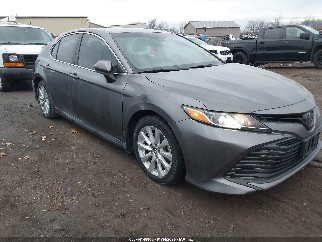 2018 Toyota Camry, VIN 4T1B11HK7JU651228. Photo 1 of 6 from IAAI auction. OpenDataCar US salvage catalog.