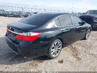 2015 Honda Accord, VIN 1HGCR2F54FA026512. Zdjęcie 4 z 6 z aukcji IAAI. Katalog aut z USA OpenDataCar.