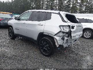 2025 Jeep Compass, VIN 3C4NJDBN3ST560748. Фото 3 з 6 з аукціону IAAI. Каталог авто зі США OpenDataCar.