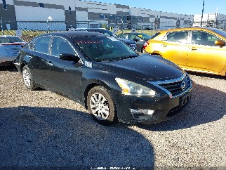 2015 Nissan Altima, VIN 1N4AL3AP7FN879443. Фото 1 з 6 з аукціону IAAI. Каталог авто зі США OpenDataCar.