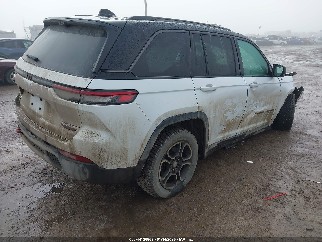 2022 Jeep Grand Cherokee, VIN 1C4RJHCGXN8576182. Фото 4 з 6 з аукціону IAAI. Каталог авто зі США OpenDataCar.