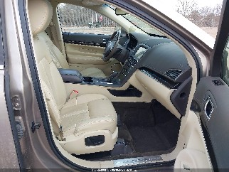 2018 Lincoln MKT, VIN 2LMHJ5AT9JBL00352. Фото 5 з 6 з аукціону IAAI. Каталог авто зі США OpenDataCar.