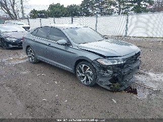2025 Volkswagen Jetta, VIN 3VWGX7BUXSM024001. Фото 1 з 6 з аукціону IAAI. Каталог авто зі США OpenDataCar.