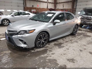 2018 Toyota Camry, VIN 4T1B11HK3JU659245. Фото 2 з 6 з аукціону IAAI. Каталог авто зі США OpenDataCar.