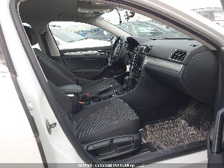 2016 Volkswagen Passat, VIN 1VWAS7A32GC056592. Фото 5 з 6 з аукціону IAAI. Каталог авто зі США OpenDataCar.