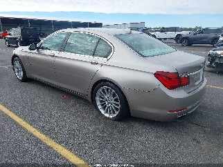 2013 Bmw 7 Series, VIN WBAYE8C51DD134120. Фото 3 з 6 з аукціону IAAI. Каталог авто зі США OpenDataCar.