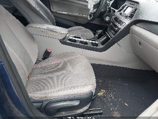 2015 Hyundai Sonata, VIN 5NPE34AF5FH245654. Фото 5 из 6 с аукциона IAAI. Каталог авто из США OpenDataCar.