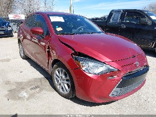 2018 Toyota Yaris, VIN 3MYDLBYV7JY318159. Фото 1 з 6 з аукціону IAAI. Каталог авто зі США OpenDataCar.