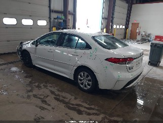 2022 Toyota Corolla, VIN 5YFEPMAE5NP304618. Фото 3 з 6 з аукціону IAAI. Каталог авто зі США OpenDataCar.