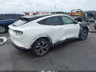 2021 Ford Mustang Mach-E, VIN 3FMTK3SU8MMA59840. Фото 4 з 6 з аукціону IAAI. Каталог авто зі США OpenDataCar.