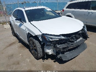 2019 Lexus UX 200, VIN JTHY3JBH1K2006480. Фото 1 з 6 з аукціону IAAI. Каталог авто зі США OpenDataCar.