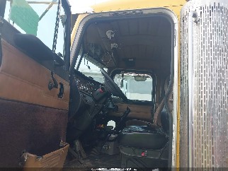 2001 Peterbilt 379, VIN 1XP5DB9X21N498677. Фото 6 з 6 з аукціону IAAI. Каталог авто зі США OpenDataCar.