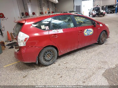 2012 Toyota Prius V, VIN JTDZN3EU8C3095996. Фото 4 з 6 з аукціону IAAI. Каталог авто зі США OpenDataCar.