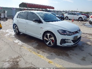2021 Volkswagen Golf, VIN 3VW5T7AUXMM009943. Фото 1 з 6 з аукціону IAAI. Каталог авто зі США OpenDataCar.