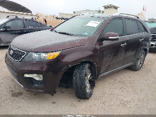 2012 Kia Sorento, VIN 5XYKW4A28CG293269. Zdjęcie 2 z 6 z aukcji IAAI. Katalog aut z USA OpenDataCar.