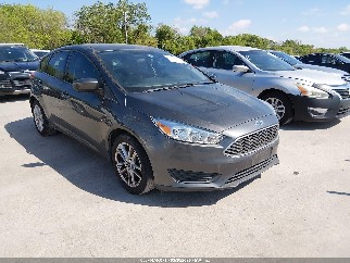 2018 Ford Focus, VIN 1FADP3K24JL330579. Фото 1 з 6 з аукціону IAAI. Каталог авто зі США OpenDataCar.