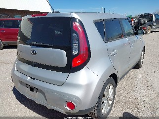 2018 Kia Soul, VIN KNDJP3A54J7567218. Фото 4 з 6 з аукціону IAAI. Каталог авто зі США OpenDataCar.