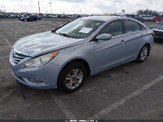 2013 Hyundai Sonata, VIN 5NPEB4AC5DH686626. Фото 2 з 6 з аукціону IAAI. Каталог авто зі США OpenDataCar.