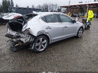 2013 Acura ILX, VIN 19VDE1F73DE008290. Photo 4 of 6 from IAAI auction. OpenDataCar US salvage catalog.
