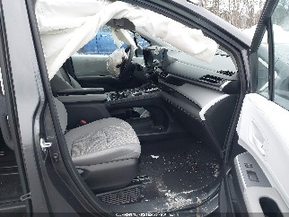 2025 Toyota Sienna, VIN 5TDKRKEC6SS225777. Фото 5 з 6 з аукціону IAAI. Каталог авто зі США OpenDataCar.