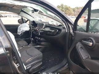 2020 Fiat 500X, VIN ZFBNFYA19LP870368. Zdjęcie 5 z 6 z aukcji IAAI. Katalog aut z USA OpenDataCar.