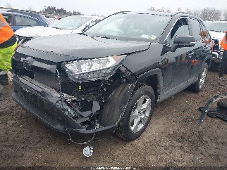 2021 Toyota RAV4, VIN 2T3P1RFV9MC242579. Фото 2 з 6 з аукціону IAAI. Каталог авто зі США OpenDataCar.