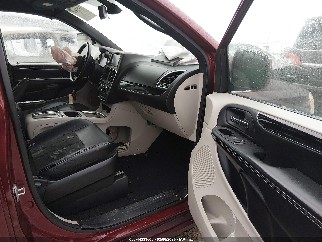 2019 Dodge Grand Caravan, VIN 2C4RDGCG5KR564023. Фото 5 з 6 з аукціону IAAI. Каталог авто зі США OpenDataCar.