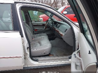 2002 Mercury Grand Marquis, VIN 2MEFM75W12X651807. Фото 5 з 6 з аукціону IAAI. Каталог авто зі США OpenDataCar.