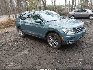 2021 Volkswagen Tiguan, VIN 3VV2B7AX0MM012225. Фото 1 з 6 з аукціону IAAI. Каталог авто зі США OpenDataCar.