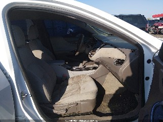 2016 Chevrolet Malibu, VIN 1G1ZE5ST3GF280493. Фото 5 з 6 з аукціону IAAI. Каталог авто зі США OpenDataCar.