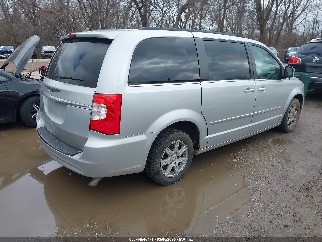 2012 Chrysler Town & Country, VIN 2C4RC1BG2CR313401. Фото 4 з 6 з аукціону IAAI. Каталог авто зі США OpenDataCar.