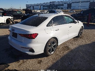 2024 Audi A3, VIN WAUAUDGY4RA106368. Фото 4 з 6 з аукціону IAAI. Каталог авто зі США OpenDataCar.