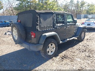 2017 Jeep Wrangler Unlimited, VIN 1C4BJWDG5HL502805. Фото 4 из 6 с аукциона IAAI. Каталог авто из США OpenDataCar.