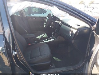 2017 Toyota Corolla, VIN 5YFBURHE7HP730393. Фото 5 з 6 з аукціону IAAI. Каталог авто зі США OpenDataCar.