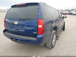 2012 Chevrolet Suburban 1500, VIN 1GNSCJE04CR295819. Фото 4 з 6 з аукціону IAAI. Каталог авто зі США OpenDataCar.