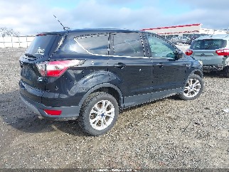 2017 Ford Escape, VIN 1FMCU0GD8HUA20846. Фото 4 з 6 з аукціону IAAI. Каталог авто зі США OpenDataCar.
