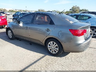 2010 Kia Forte, VIN KNAFU4A21A5843809. Фото 3 з 6 з аукціону IAAI. Каталог авто зі США OpenDataCar.
