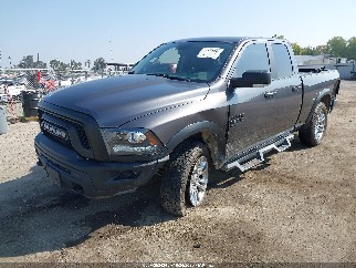2019 Ram 1500, VIN 1C6RR6GGXKS694665. Zdjęcie 2 z 6 z aukcji IAAI. Katalog aut z USA OpenDataCar.