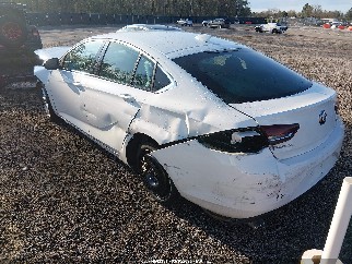 2018 Buick Regal Sportback, VIN W04GL6SX2J1147493. Фото 3 из 6 с аукциона IAAI. Каталог авто из США OpenDataCar.