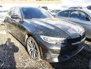 2021 Bmw 3 Series, VIN 3MW5R1J0XM8C03065. Фото 1 з 6 з аукціону IAAI. Каталог авто зі США OpenDataCar.