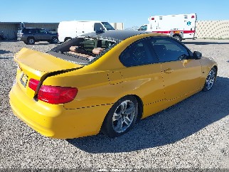 2012 Bmw 3 Series, VIN WBAKE5C53CJ106260. Фото 4 з 6 з аукціону IAAI. Каталог авто зі США OpenDataCar.