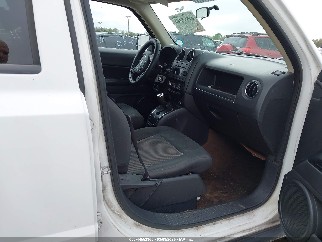 2013 Jeep Patriot, VIN 1C4NJPBA4DD264967. Фото 5 з 6 з аукціону IAAI. Каталог авто зі США OpenDataCar.