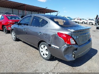 2018 Nissan Versa, VIN 3N1CN7AP7JL815354. Фото 3 з 6 з аукціону IAAI. Каталог авто зі США OpenDataCar.